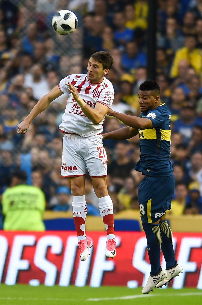 boca-juniors-v-union-de-santa-fe-superliga-2017-18-5d4ad7e5408197625a000002.jpg