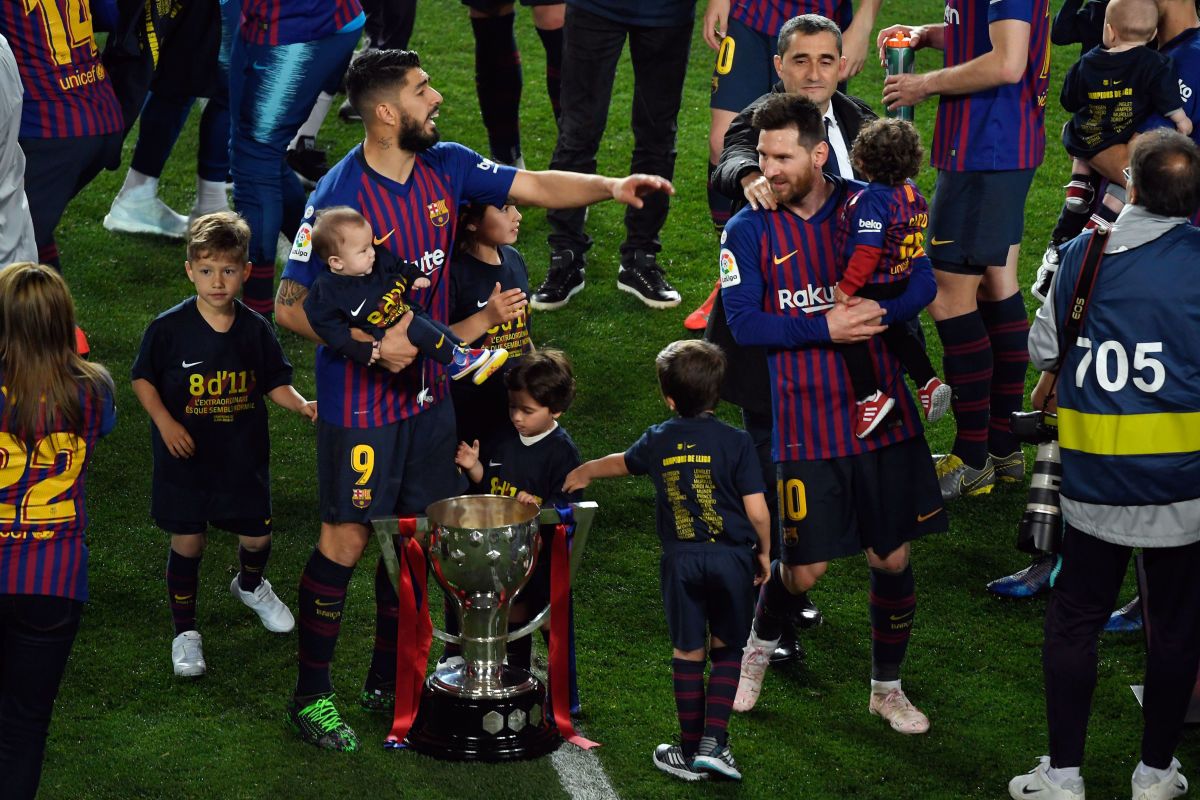 topshot-fbl-esp-liga-barcelona-levante-5cc5a2af4675bb5f8c000001.jpg