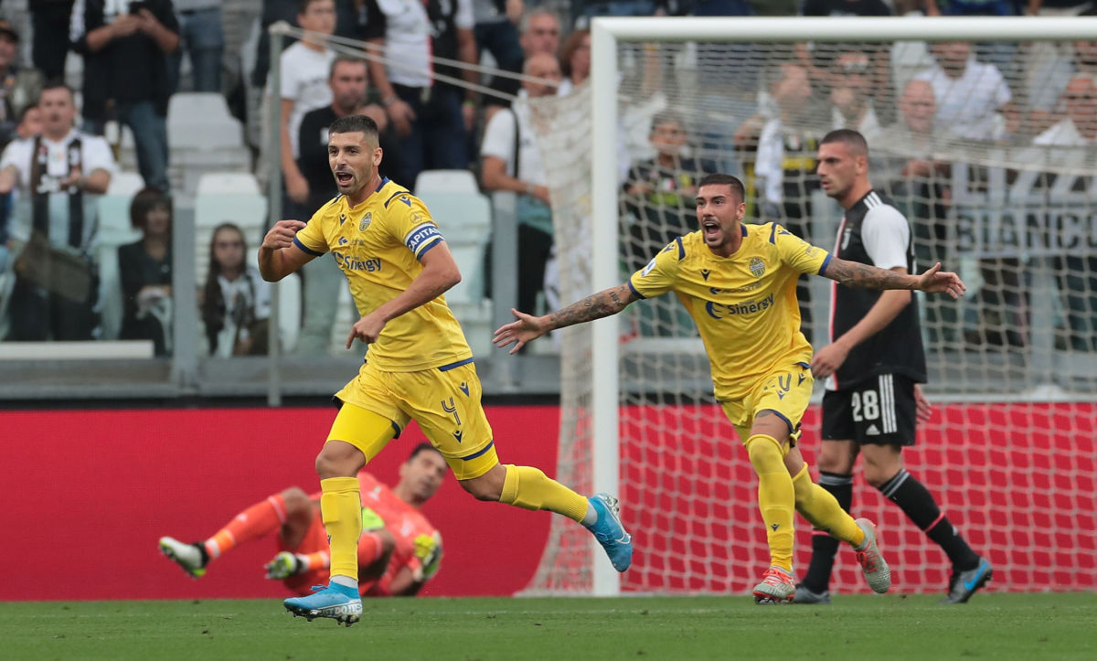 juventus-v-hellas-verona-serie-a-5d87451d4568bcdca3000001.jpg