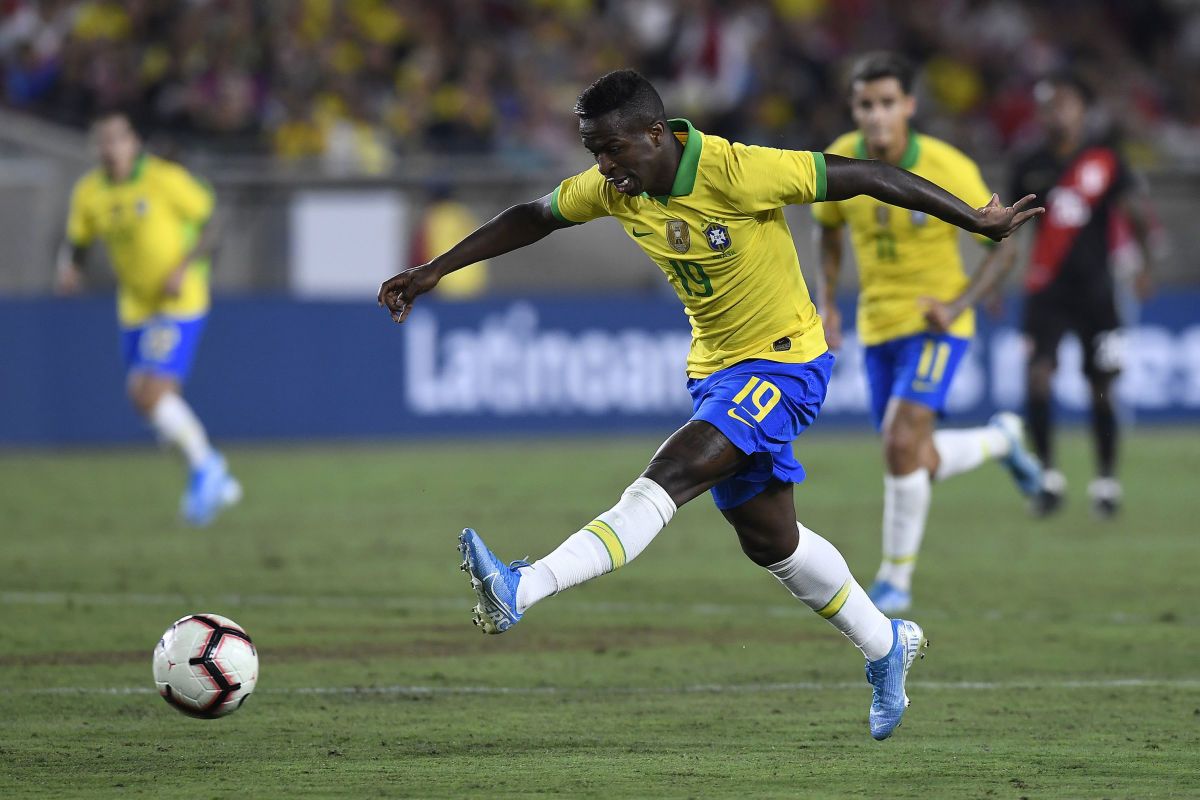 brazil-v-peru-2019-international-champions-cup-5d7c9d93b0f0b6e3b9000001.jpg