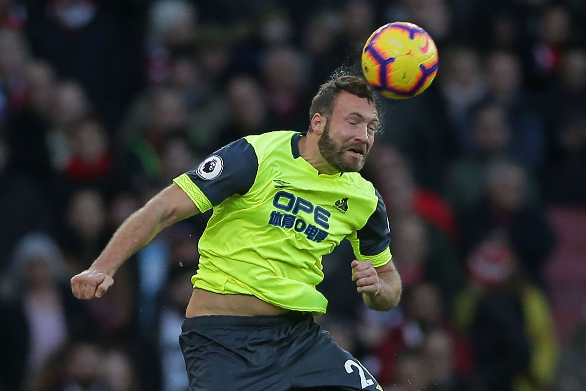 fbl-eng-pr-arsenal-huddersfield-5cc424bfaeb530696f000001.jpg