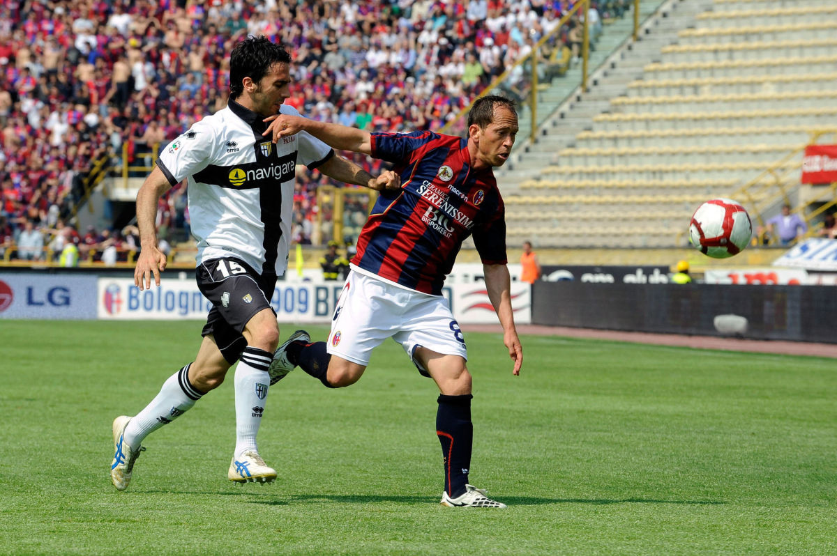 bologna-fc-v-parma-fc-serie-a-5cf0445a9256446dcb000002.jpg