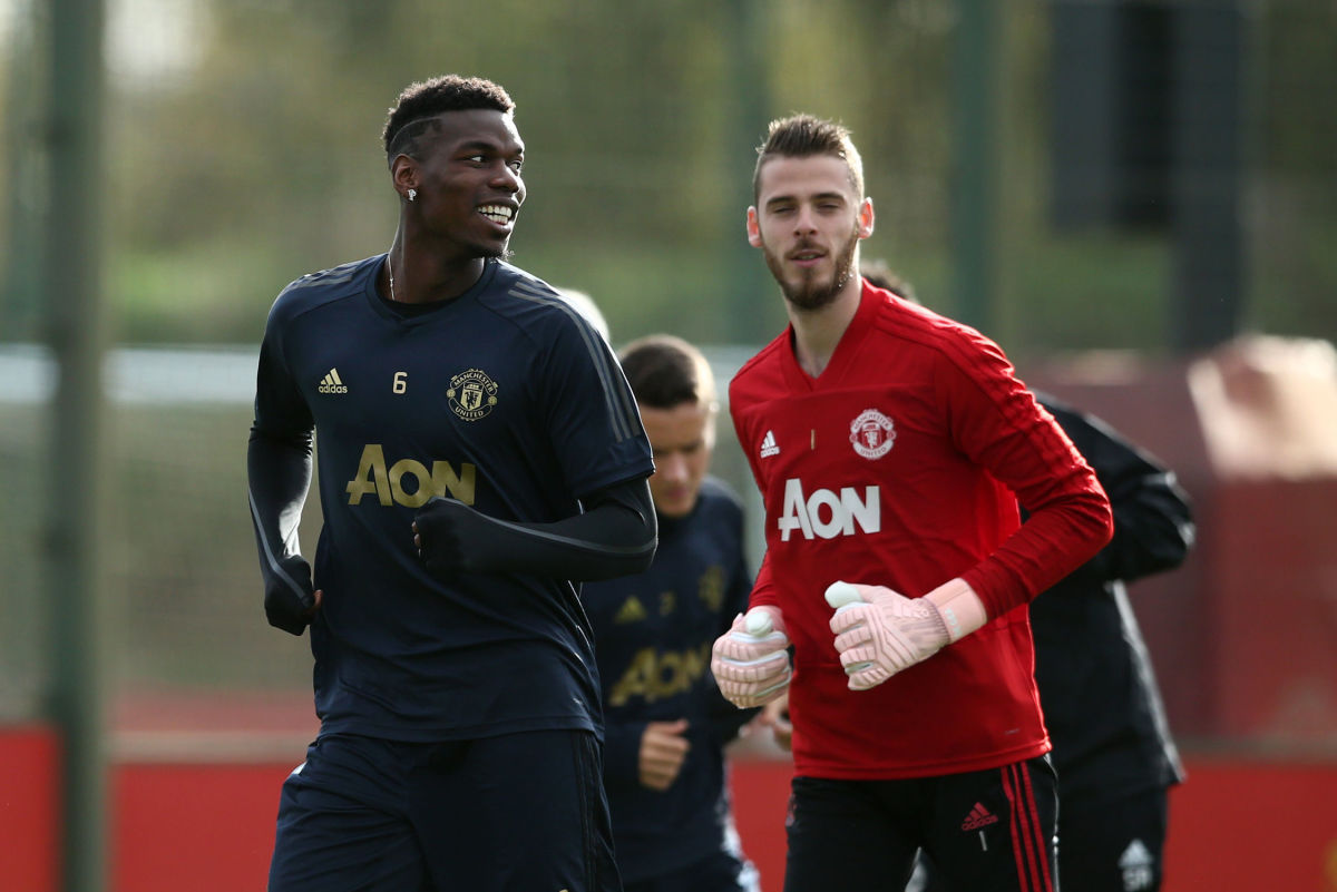 manchester-united-training-and-press-conference-5cc20d030bde22e41b000001.jpg