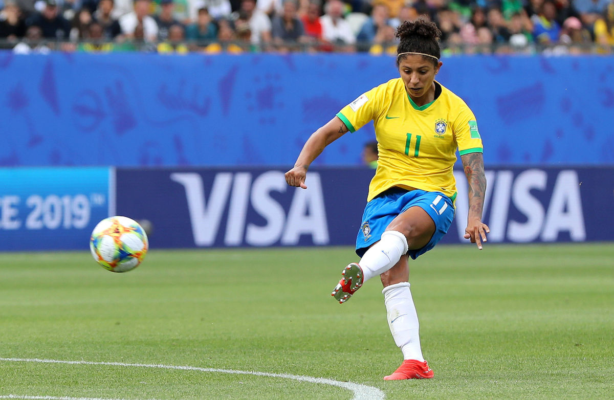 brazil-v-jamaica-group-c-2019-fifa-women-s-world-cup-france-5d010132c0420be28d000003.jpg