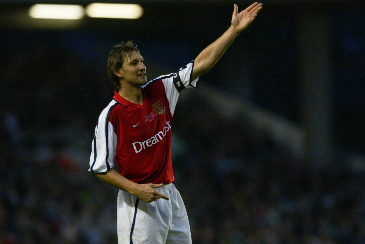 tony-adams-of-arsenal-5c9a09644cd3f7cbed000001.jpg