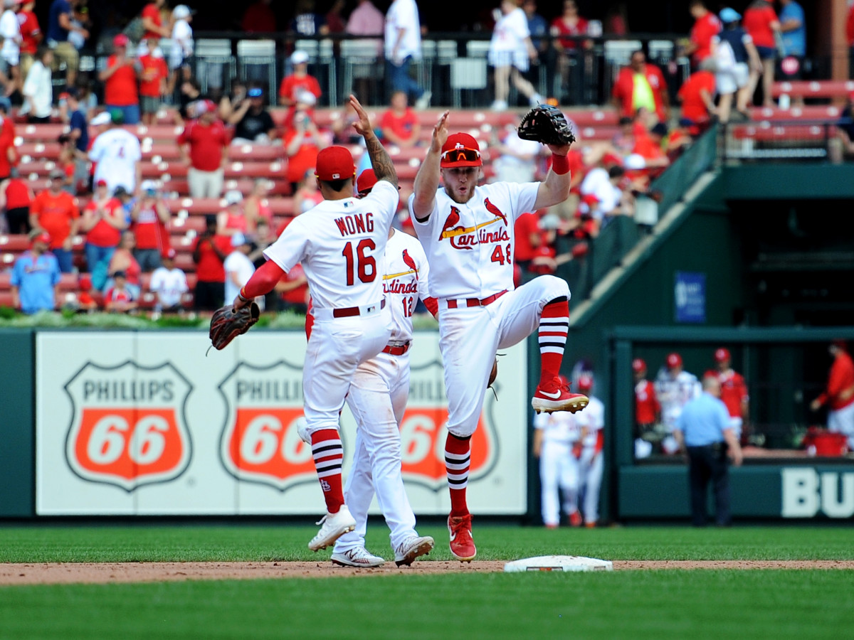 cardinals-wong-bader-celebrate-inline-shapiro.jpg