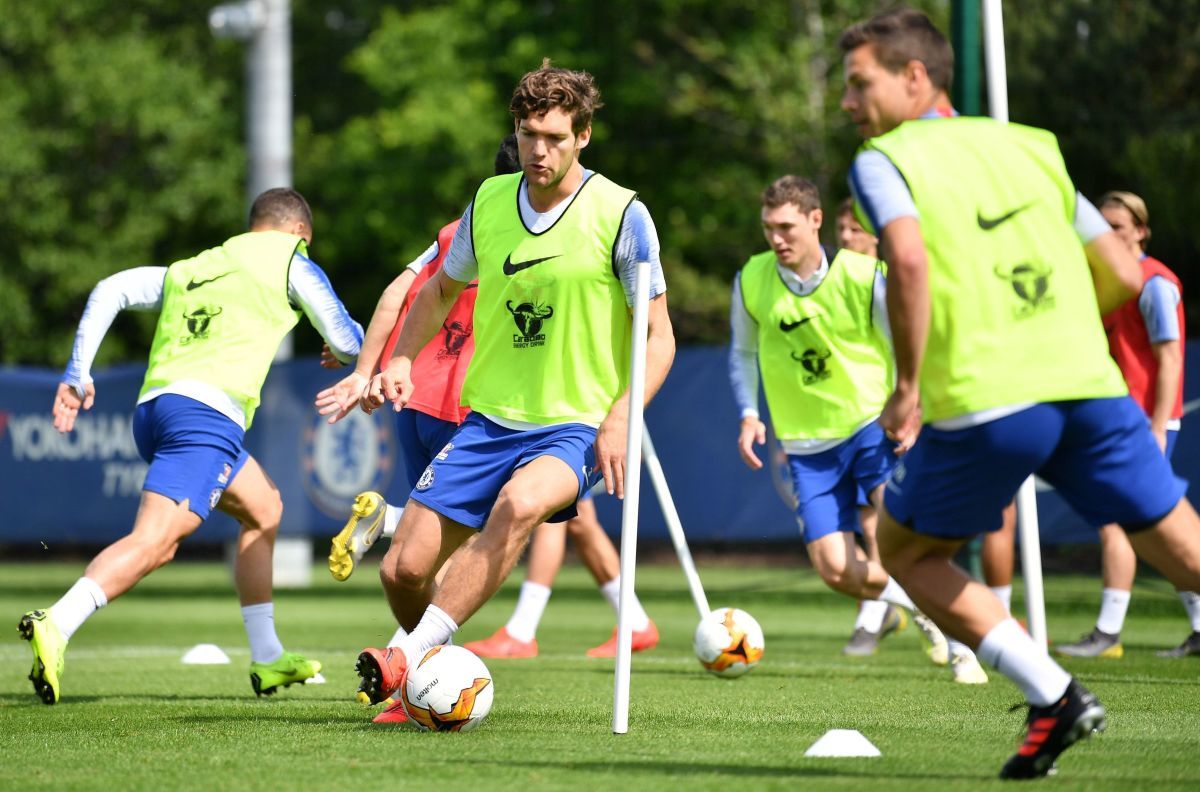 fbl-eur-c3-chelsea-training-5ceba6b1269cf74fff000002.jpg