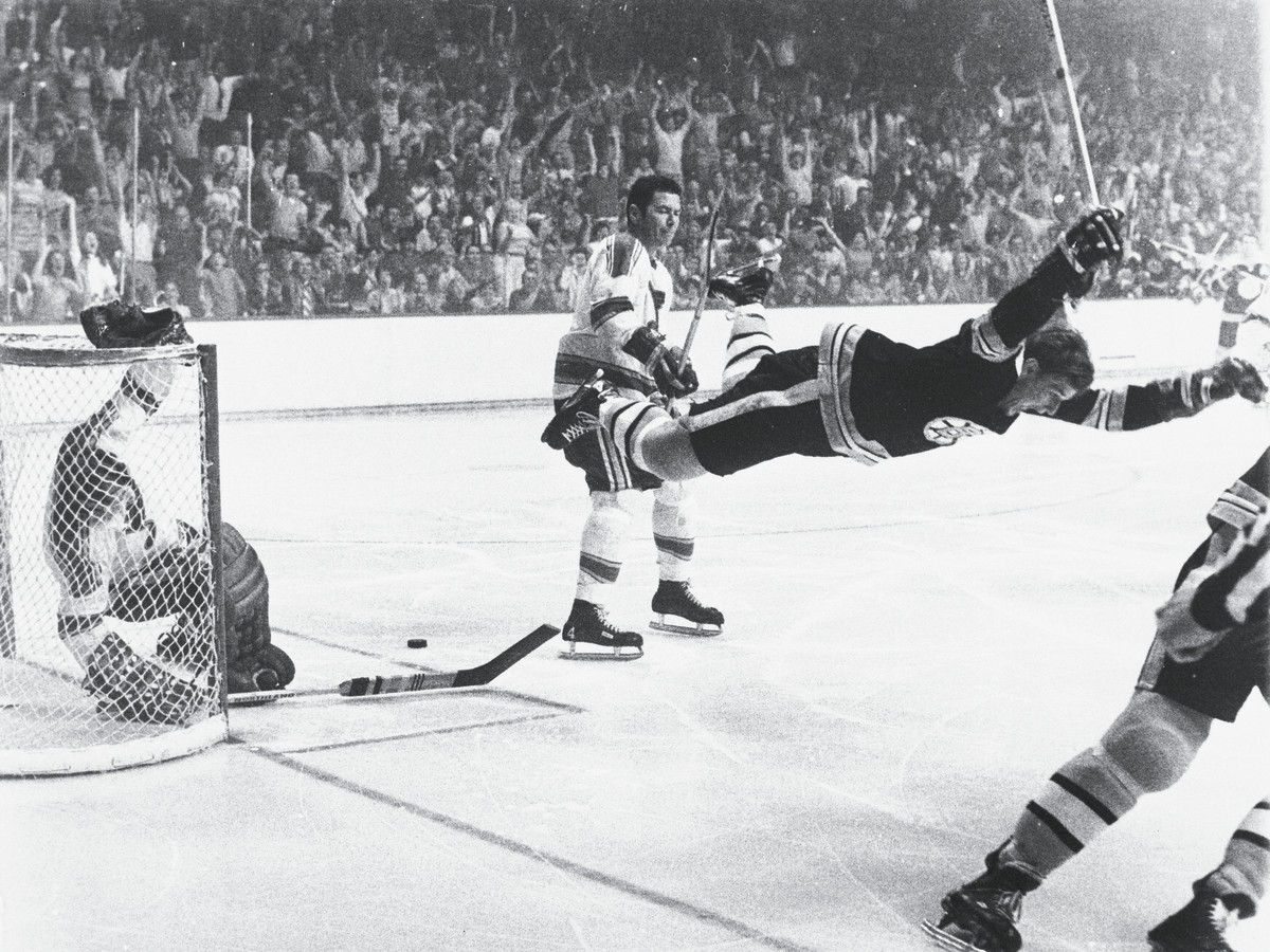 bobby-orr-bruins.jpg