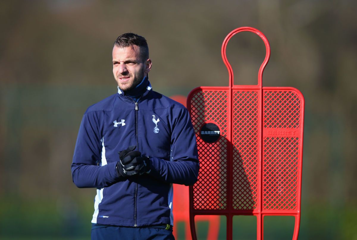 tottenham-hotspur-training-session-5ca375290f9be2b8e0000001.jpg