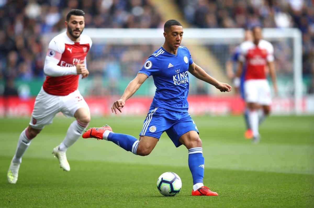 leicester-city-v-arsenal-fc-premier-league-5cc6fd7f4c16128c96000001.jpg