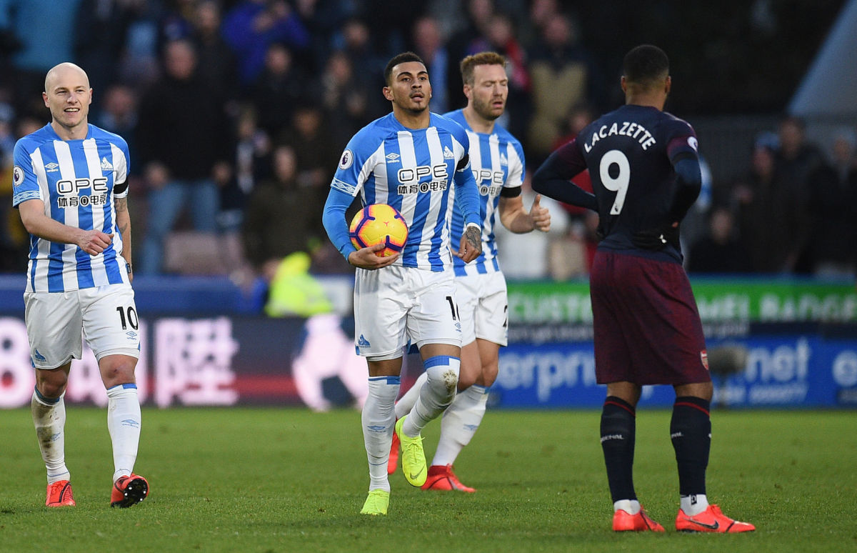 fbl-eng-pr-huddersfield-arsenal-5c6e9d862b25046f9d000002.jpg