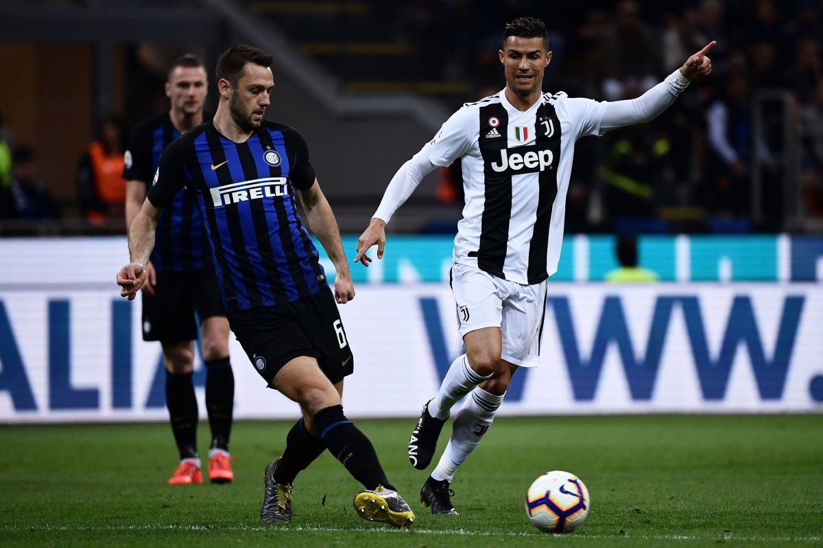 fbl-ita-seriea-inter-juventus-5cc59c764675bb1357000001.jpg