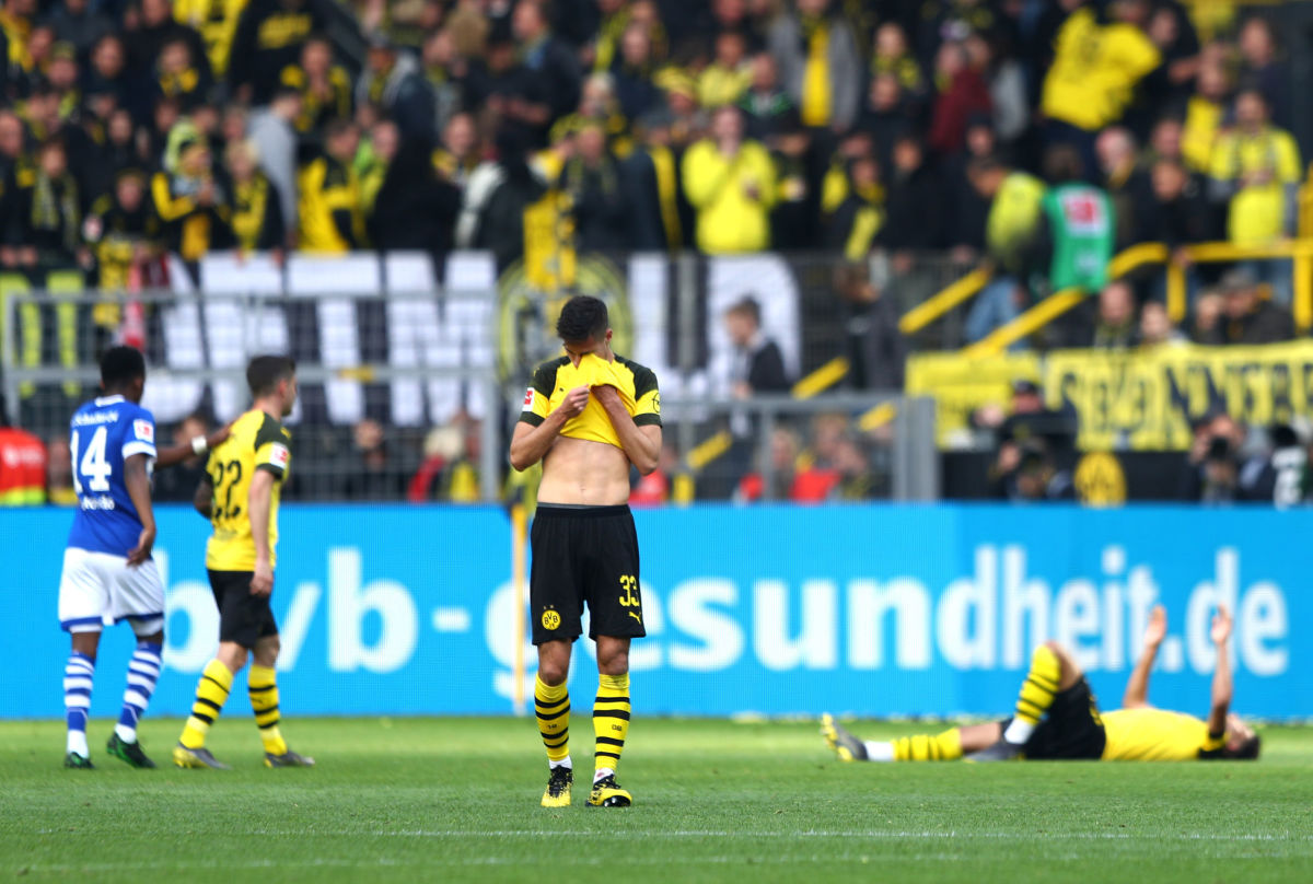 borussia-dortmund-v-fc-schalke-04-bundesliga-5d2b91603f83cfd046000001.jpg