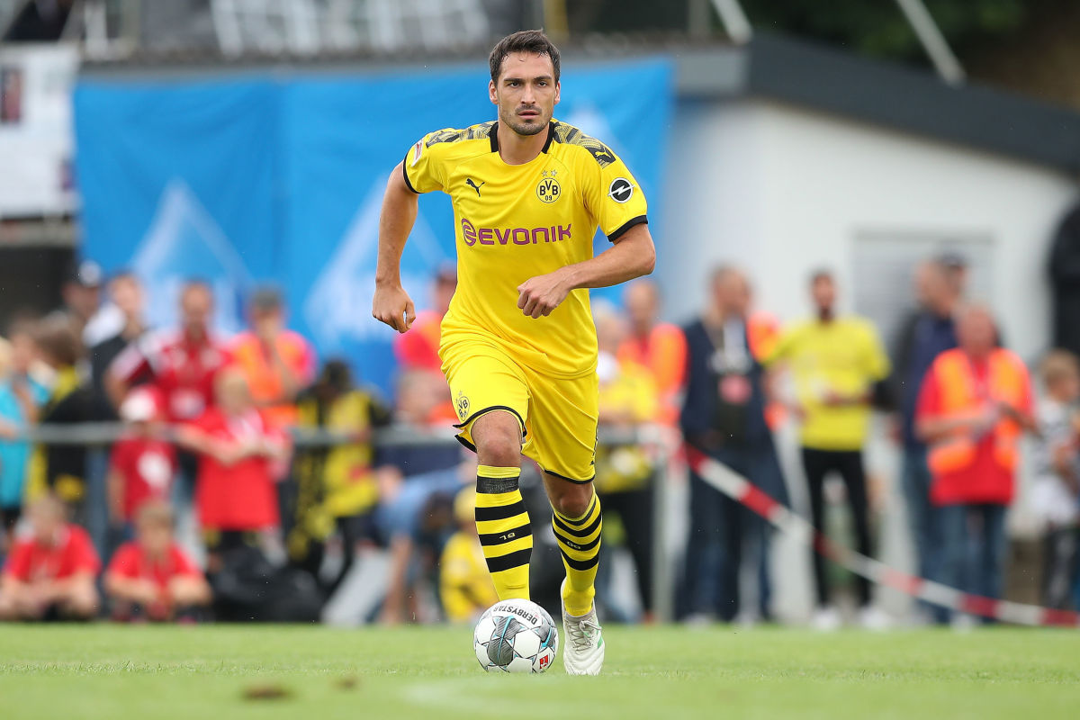 fc-schweinberg-v-borussia-dortmund-pre-season-friendly-5d2b919b3f83cfd046000002.jpg