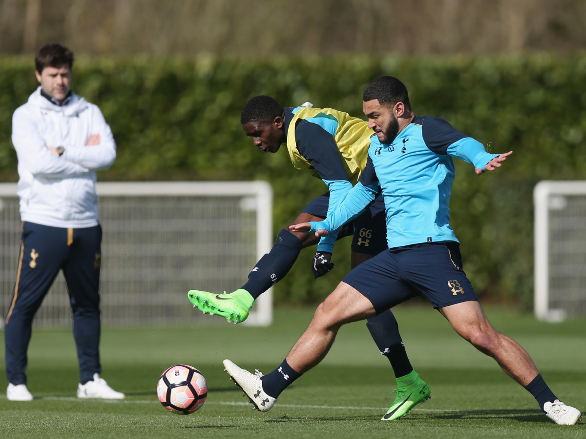 carter-vickers-tottenham-training.jpg