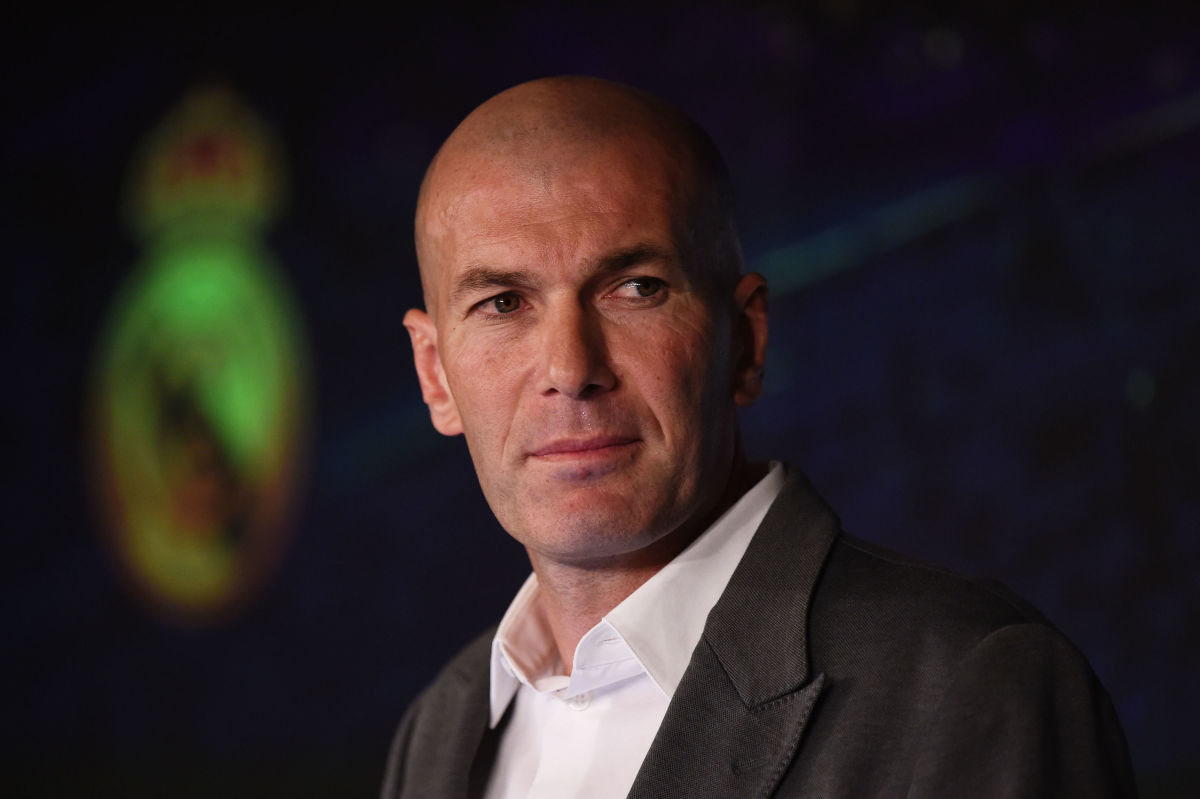 real-madrid-unveil-new-manager-zinedine-zidane-5c86baec399f6abfd4000001.jpg