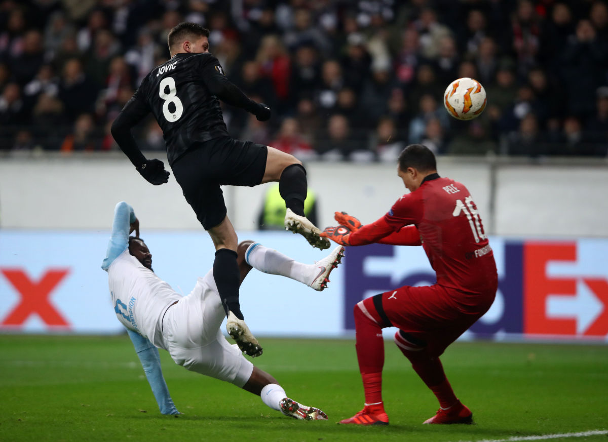 eintracht-frankfurt-v-olympique-de-marseille-uefa-europa-league-group-h-5c619b38633a4ce26c000001.jpg