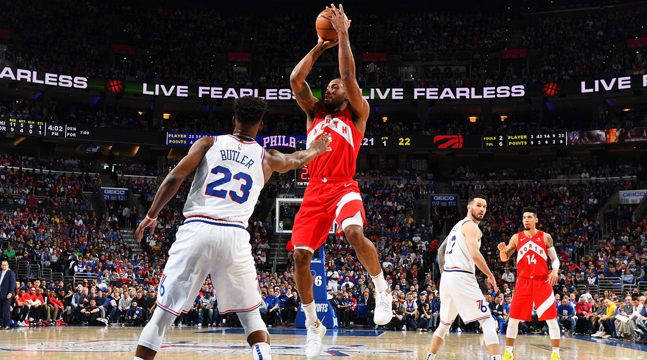 kawhi_raises_up_over_jimmy_in_game_4.jpg