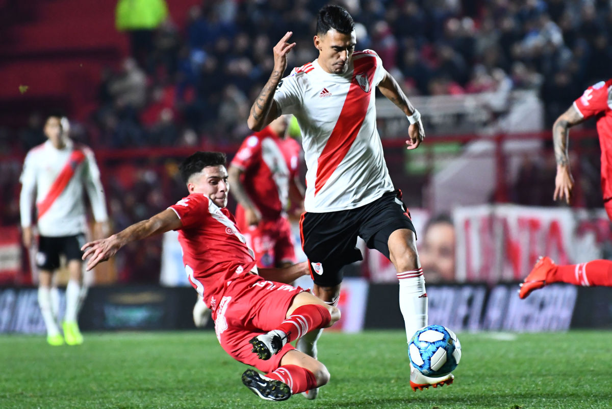 argentinos-juniors-v-river-plate-superliga-argentina-2019-20-5d3cf8c88980805f94000001.jpg