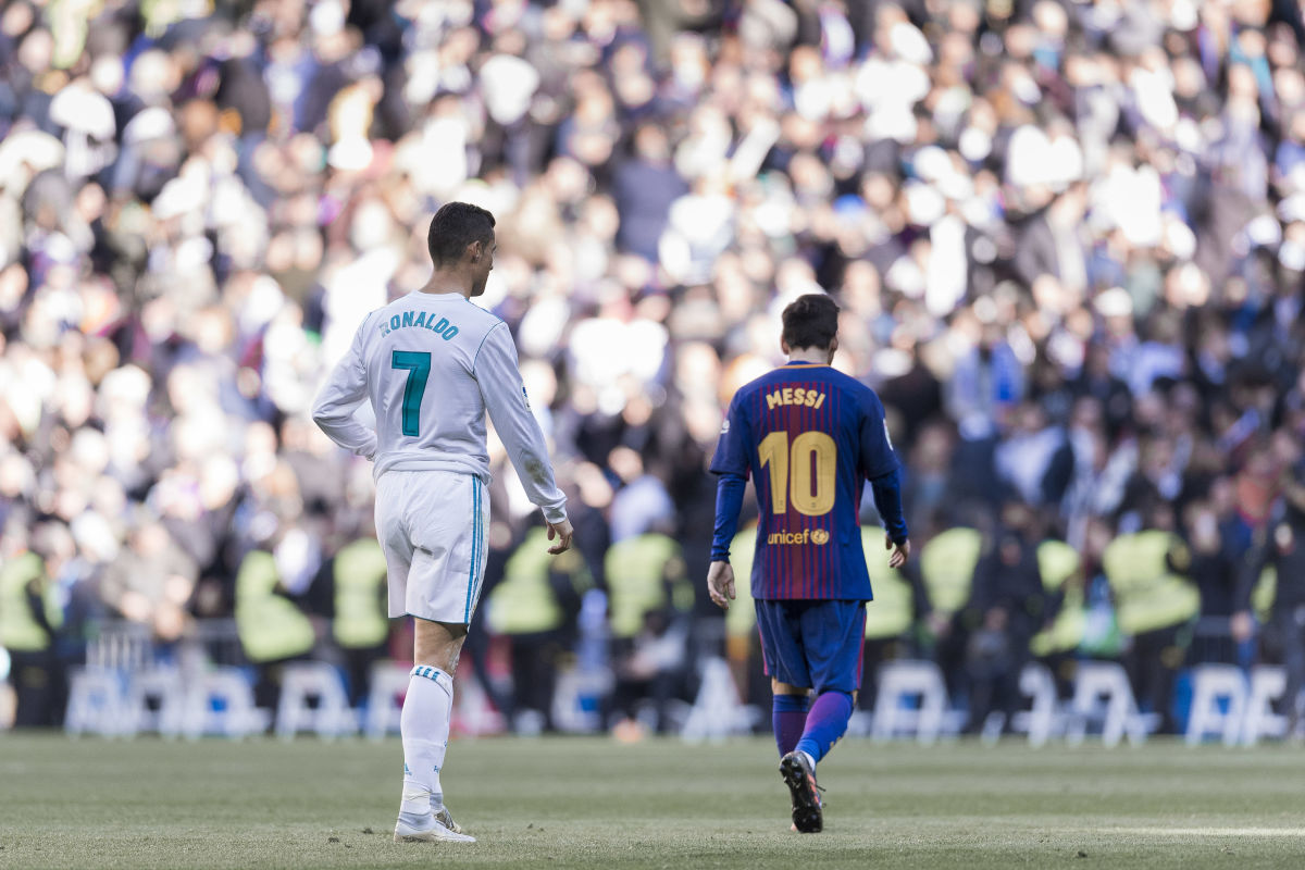 la-liga-2017-18-real-madrid-vs-fc-barcelona-5c66fc2fece8e8c7f0000001.jpg