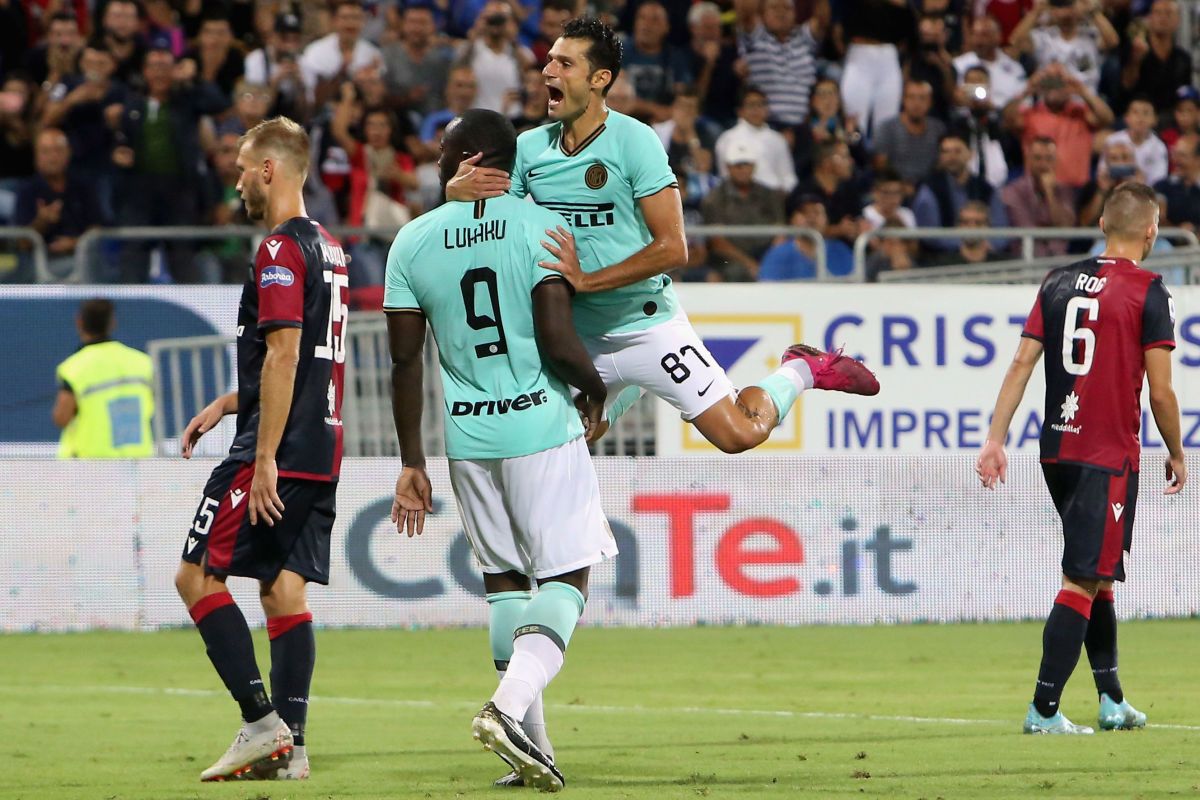 cagliari-calcio-v-fc-internazionale-serie-a-5d70ba735112500330000001.jpg