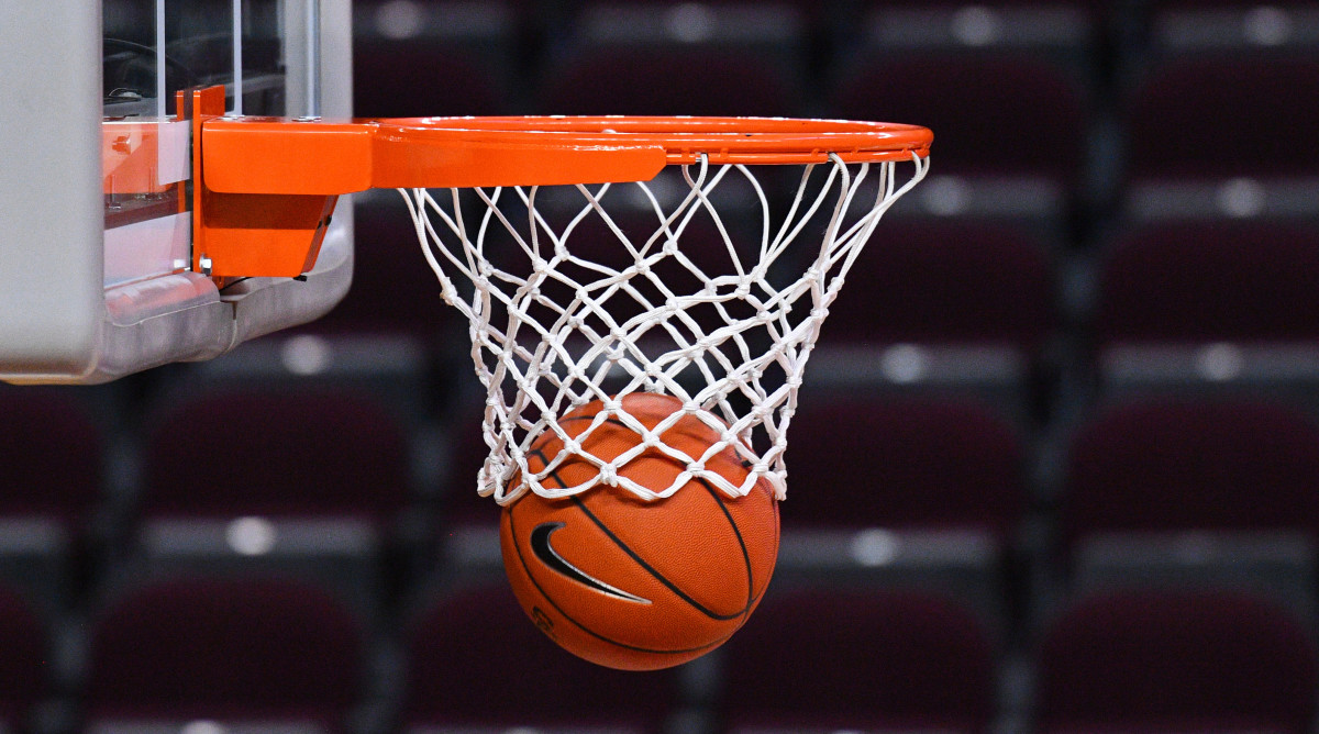 High school referee fired for allegedly asking for players' green cards