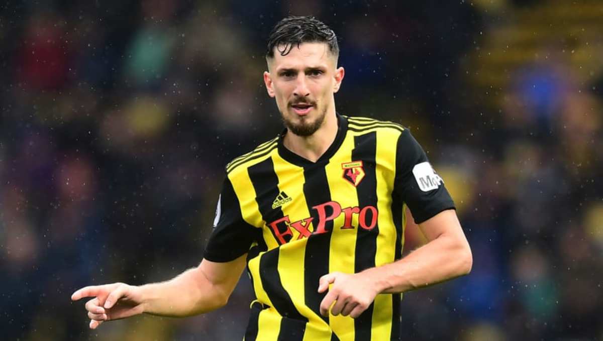 Craig Cathcart Signs New 4-Year Deal With Watford Running Until 2023 -  Sports Illustrated