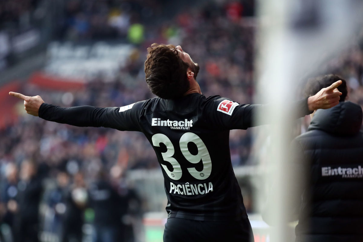eintracht-frankfurt-v-tsg-1899-hoffenheim-bundesliga-5c7d74d557f6b0c547000001.jpg