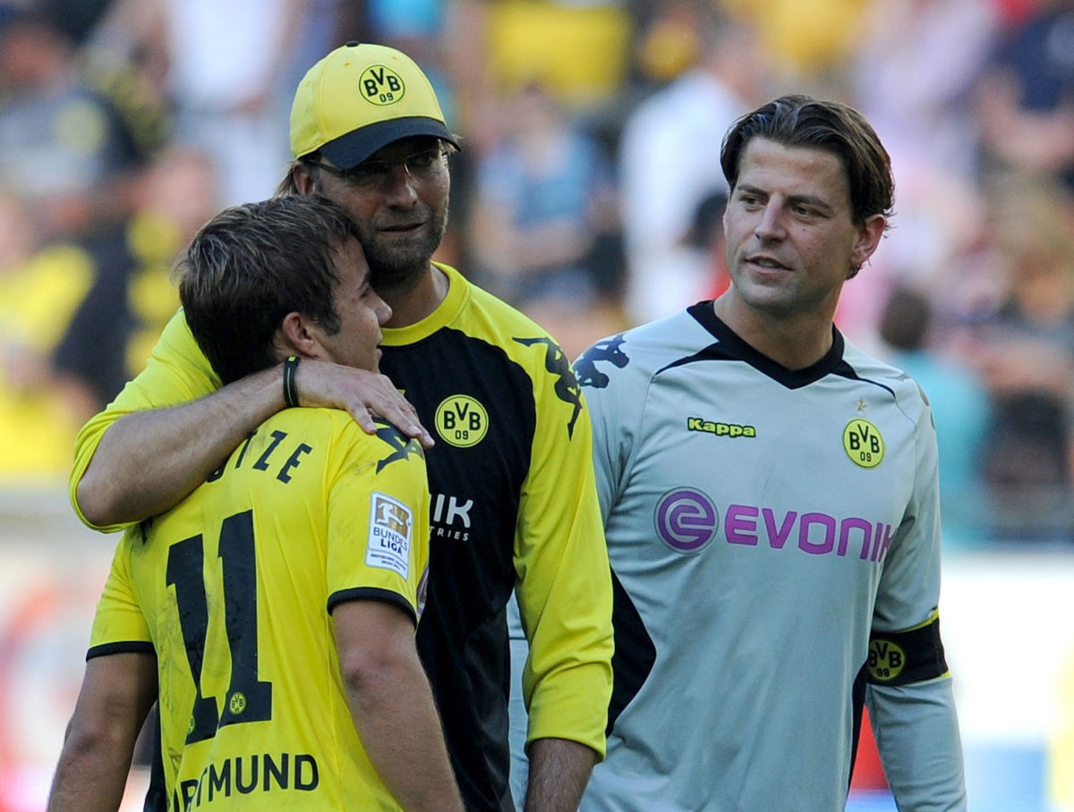 dortmund-s-mario-goetze-headcoach-juerg-5ca51172ce60b78730000001.jpg