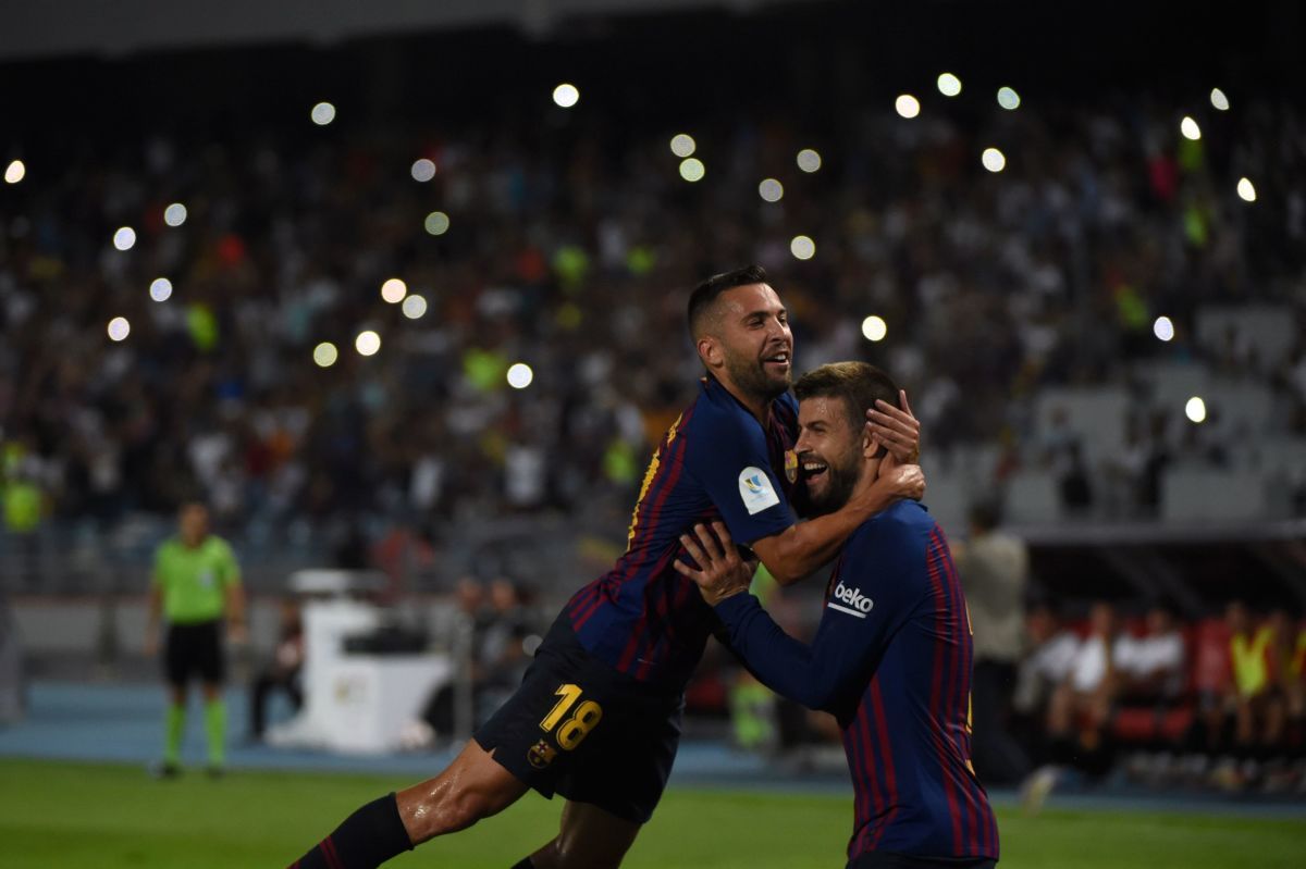 fbl-esp-supercup-barcelona-sevilla-5cc18b6faeb530ddad000001.jpg