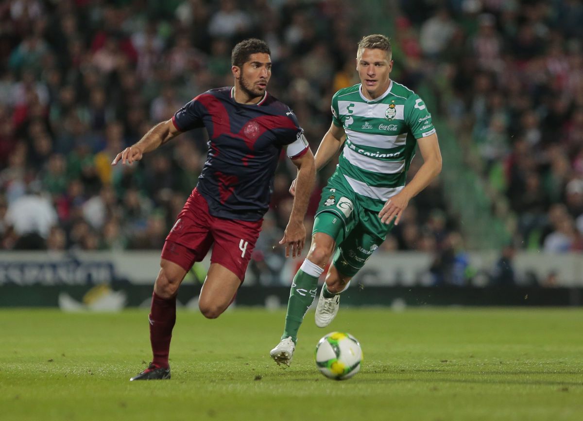 santos-laguna-v-chivas-torneo-clausura-2019-liga-mx-5c4e9851d6327c18bf000001.jpg