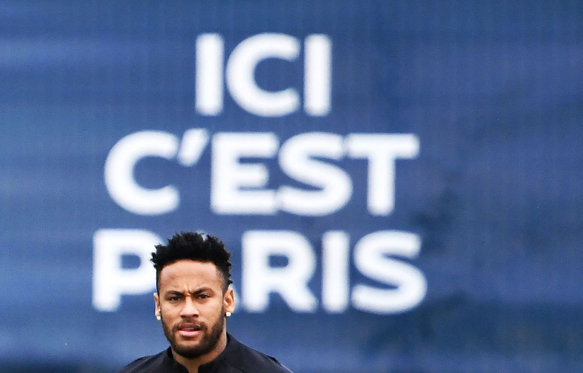 topshot-fbl-fra-ligue1-psg-training-5d6bc547badfd6b9dc000001.jpg