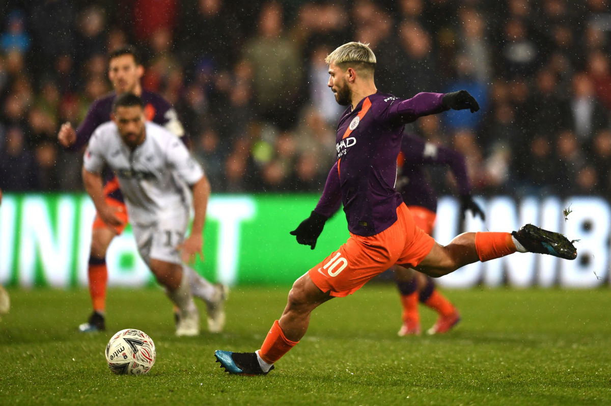 swansea-city-v-manchester-city-fa-cup-quarter-final-5c935f3cd2cfca5c01000003.jpg
