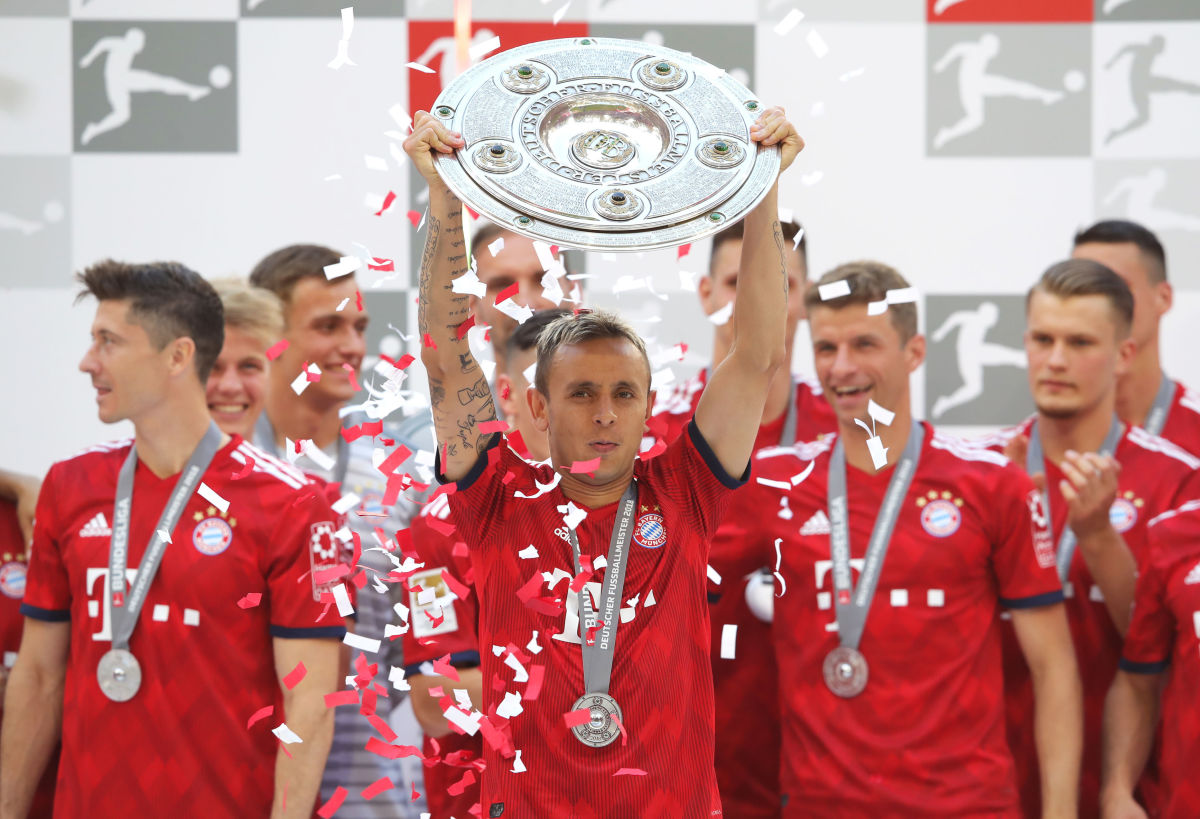 fc-bayern-muenchen-v-vfb-stuttgart-bundesliga-5c962a2475570fb846000002.jpg