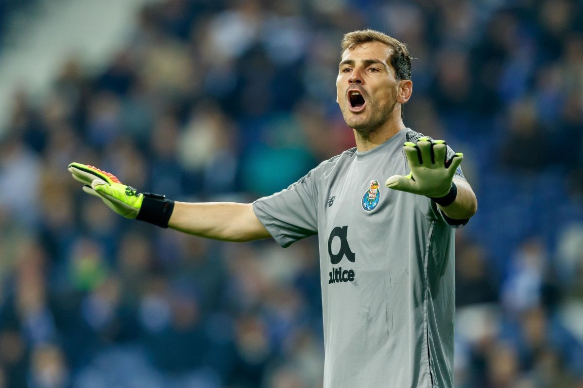 fc-porto-v-fc-schalke-04-uefa-champions-league-group-d-5c4d800d2fb90c7736000001.jpg