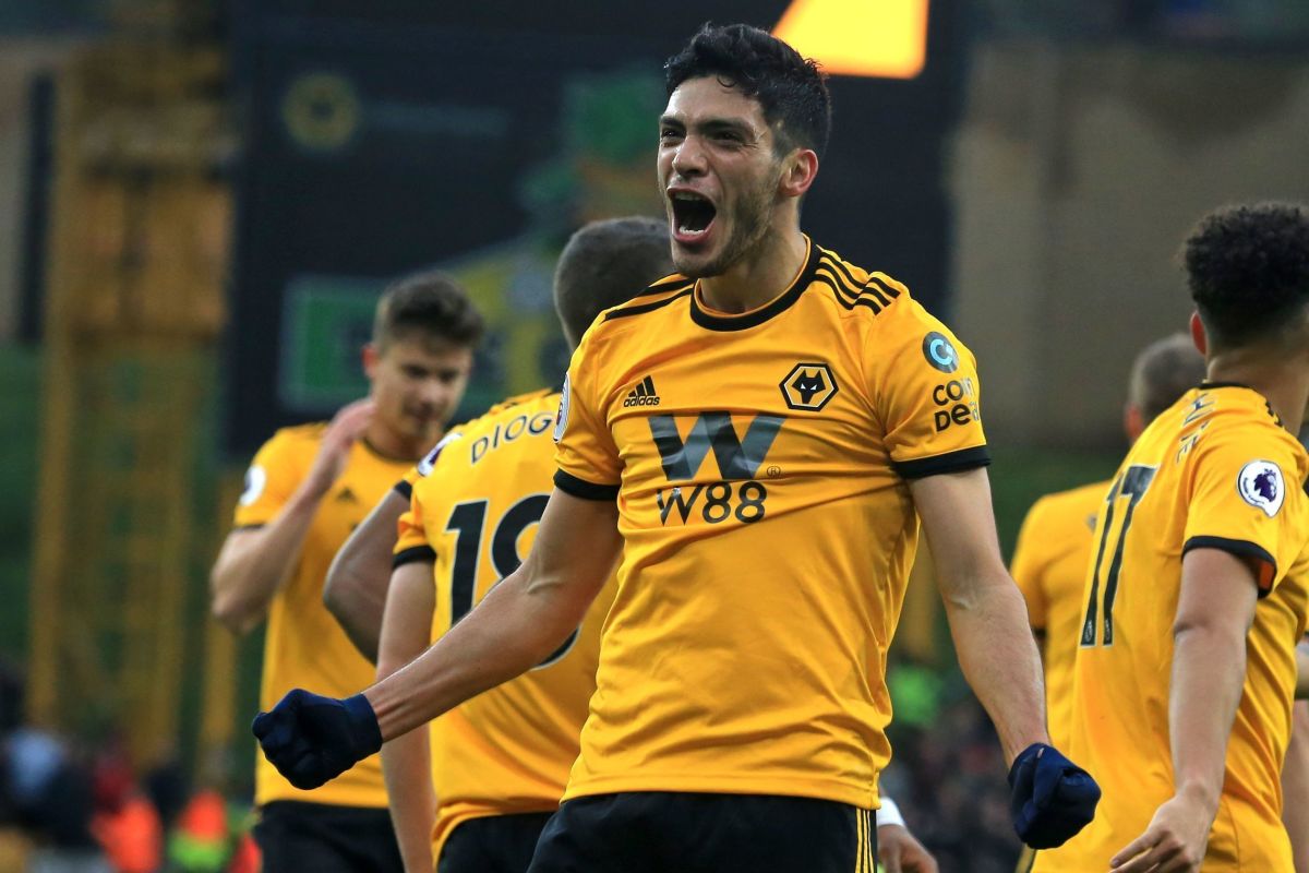 fbl-eng-pr-wolves-cardiff-5c97c3f924f5d6fdb8000001.jpg
