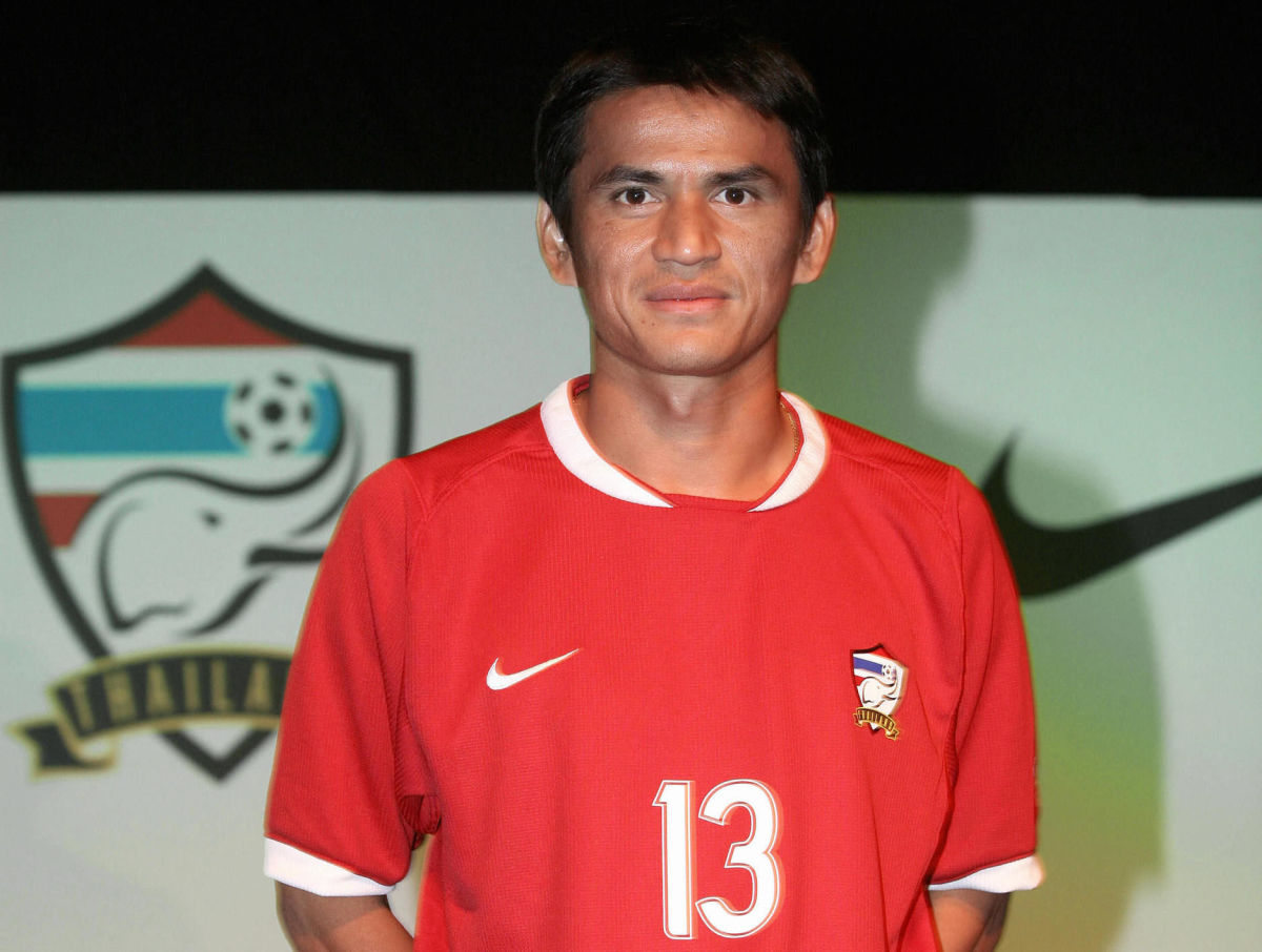thai-football-player-kiatisuk-senamuang-5d2fb09606869902f8000001.jpg