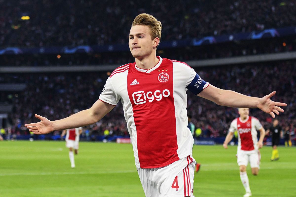 fbl-eur-c1-ajax-tottenham-5d053521a412bd4afe000001.jpg