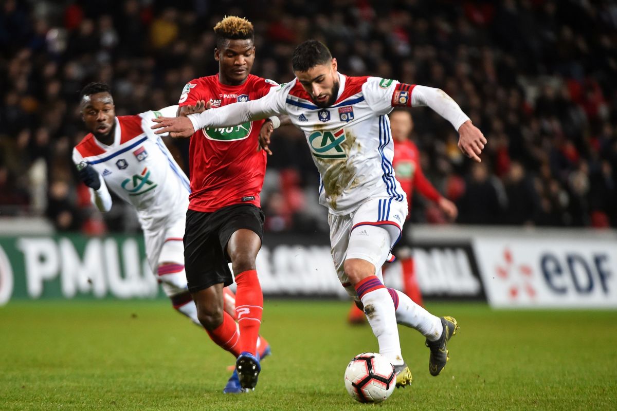 fbl-fra-cup-guingamp-lyon-5ca1b18a9ba8ea82c6000001.jpg