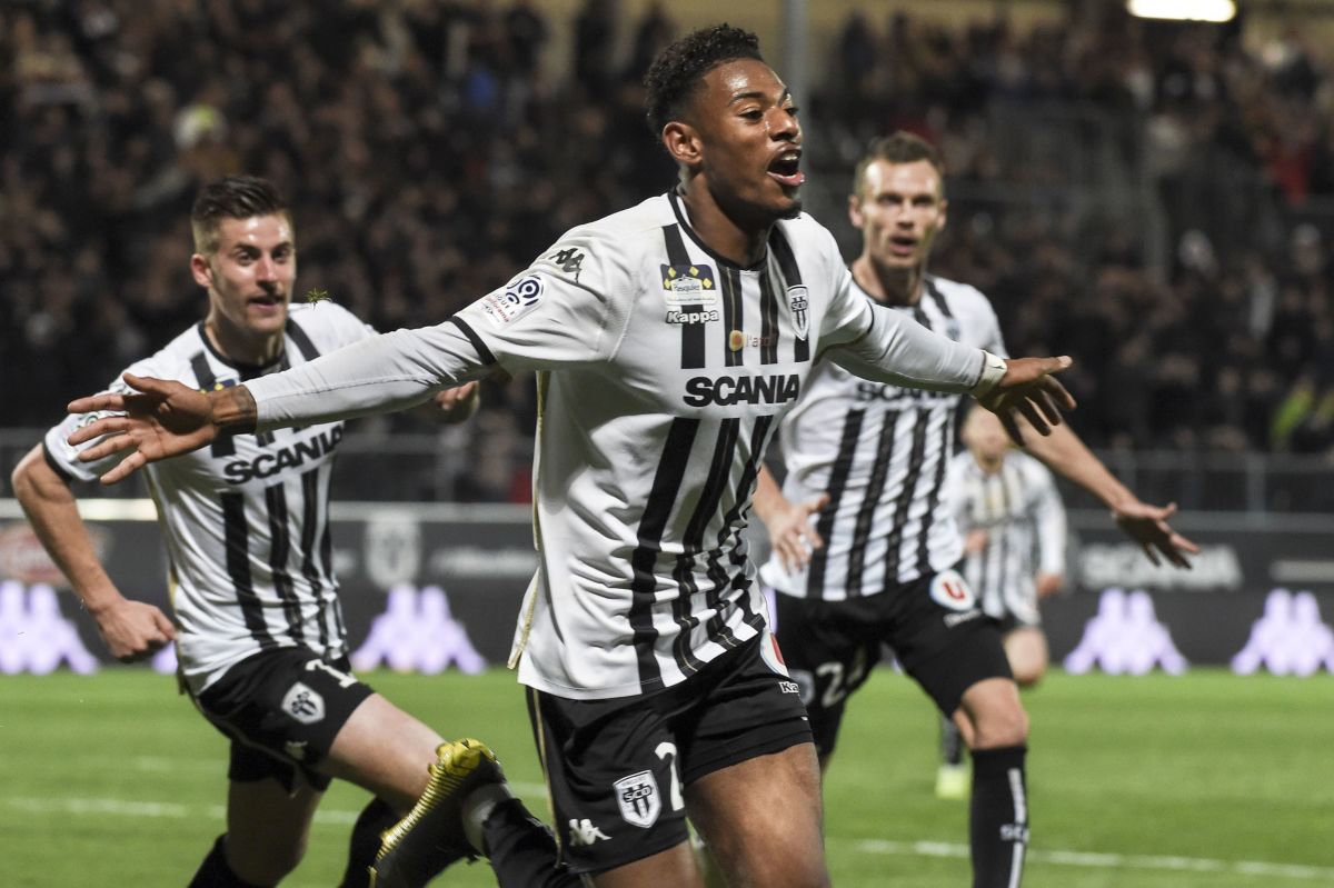 fbl-fra-ligue1-angers-rennes-5d18c5051215c14afb000001.jpg