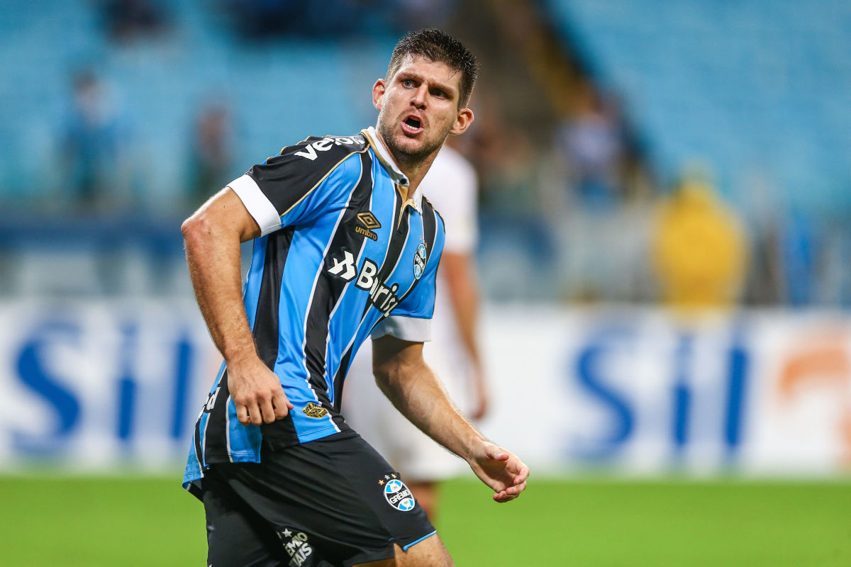 gremio-v-fluminense-brasileirao-series-a-2019-5d18c6101215c1d627000001.jpg