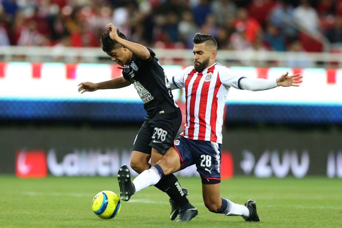 Juan Basulto,Erick Sanchez