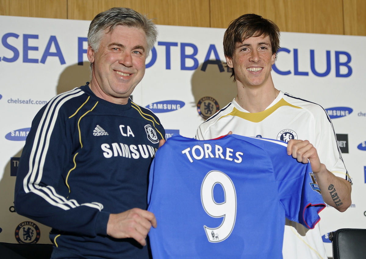 carlo-ancelotti-and-fernando-torres-5c4b2d675456106121000001.jpg