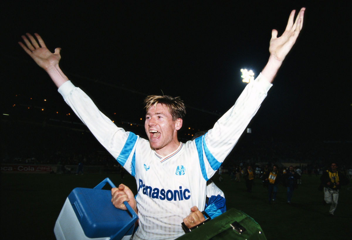 chris-waddle-5d138fc2c8a4a7cb66000001.jpg