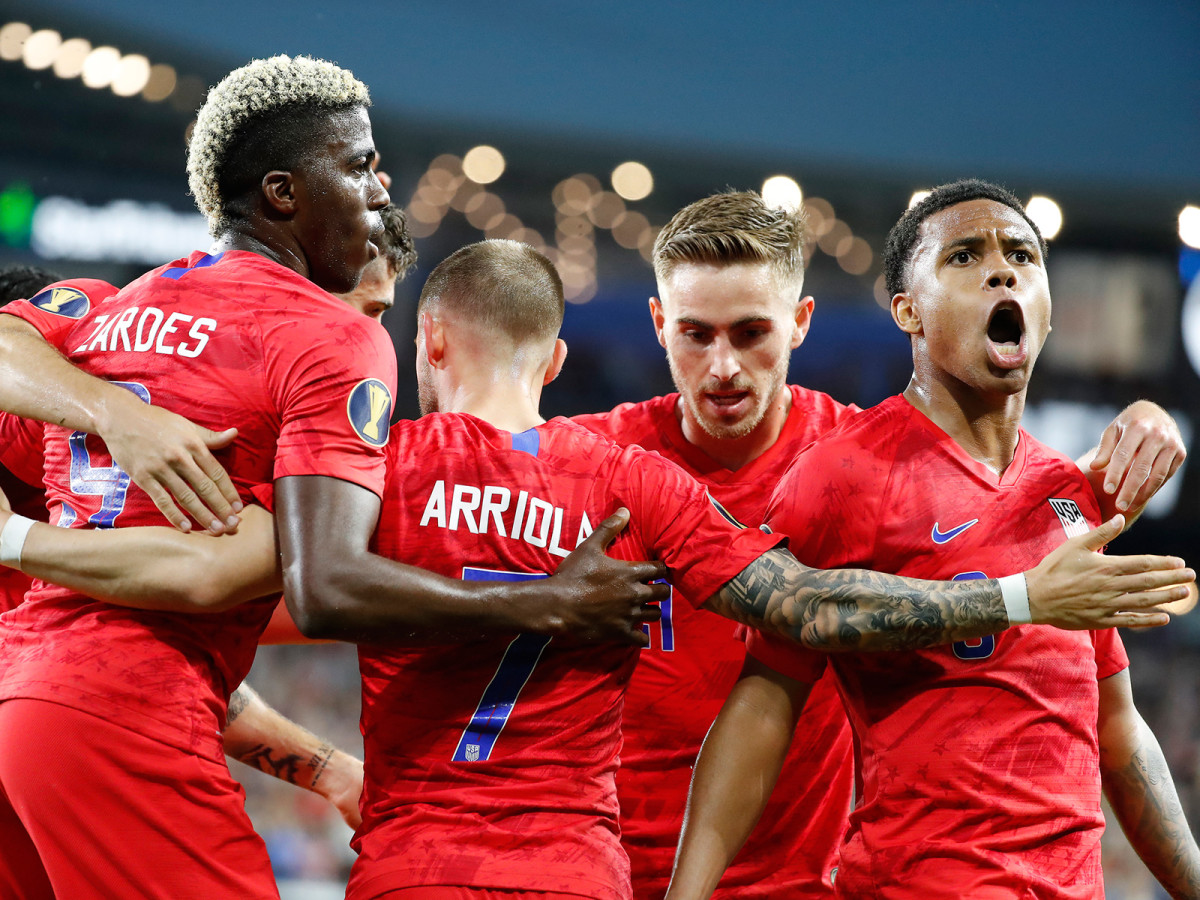 usmnt-arriola-boyd-gold-cup.jpg