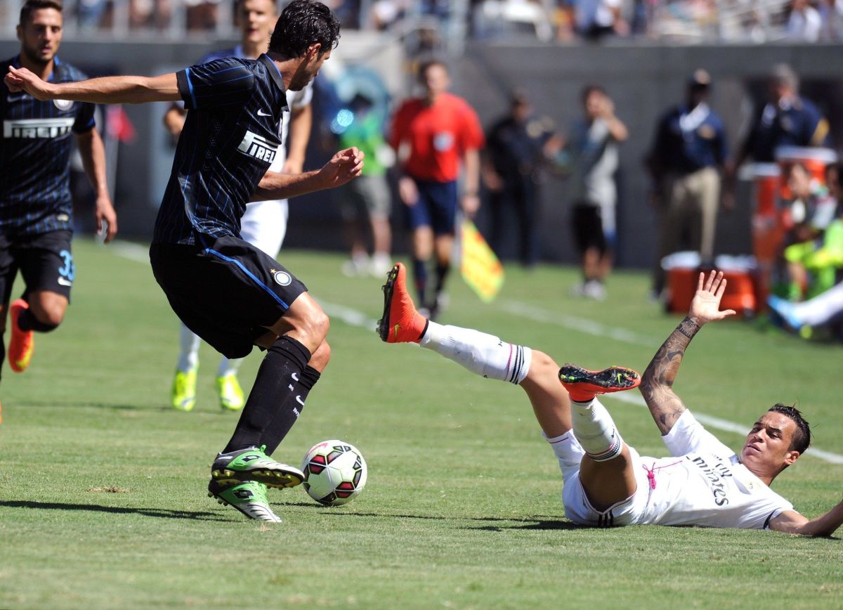 fbl-us-inter-milan-real-madrid-5cc168f1d608848ffc000001.jpg