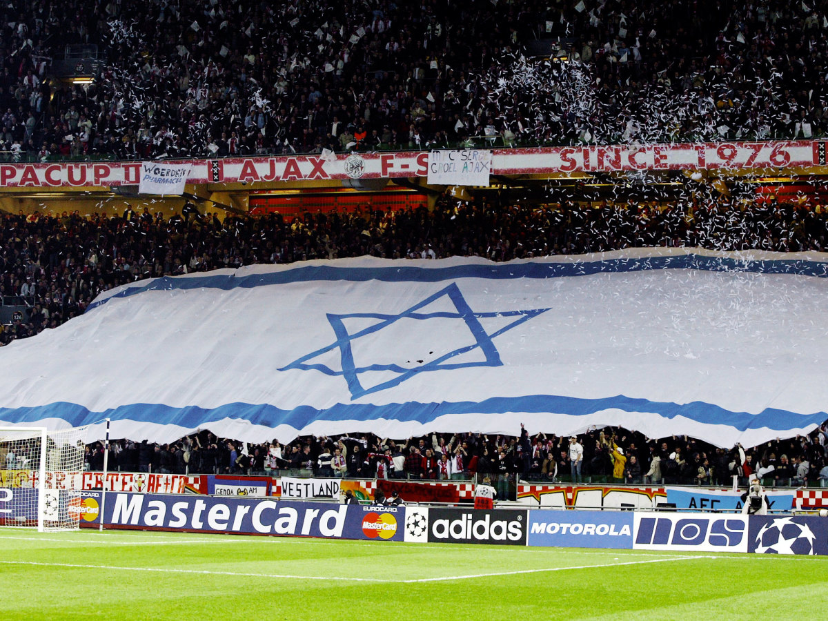 ajax-israel-flag-amsterdam.jpg