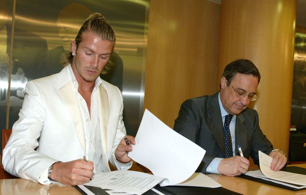 david-beckham-gets-examined-5ca47d270f9be27394000005.jpg