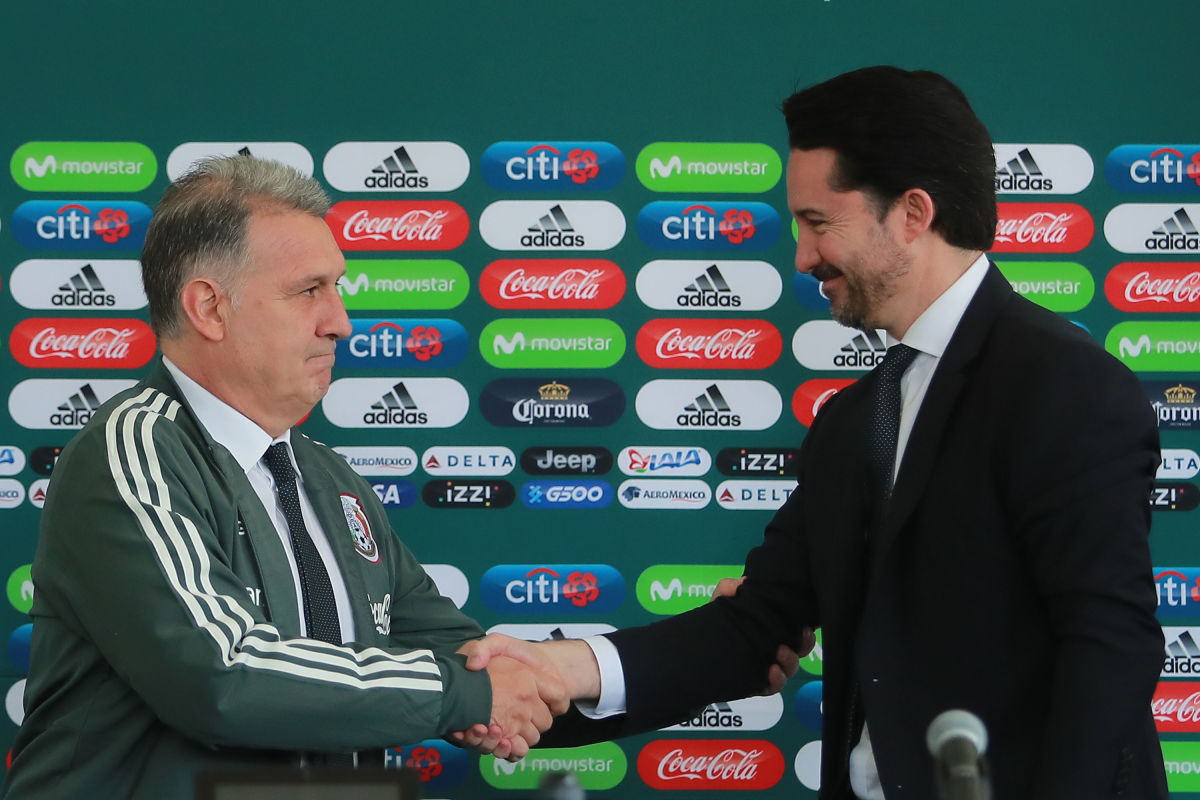 mexico-national-team-unveils-new-coach-gerardo-martino-5c86470c565cd6223f000011.jpg