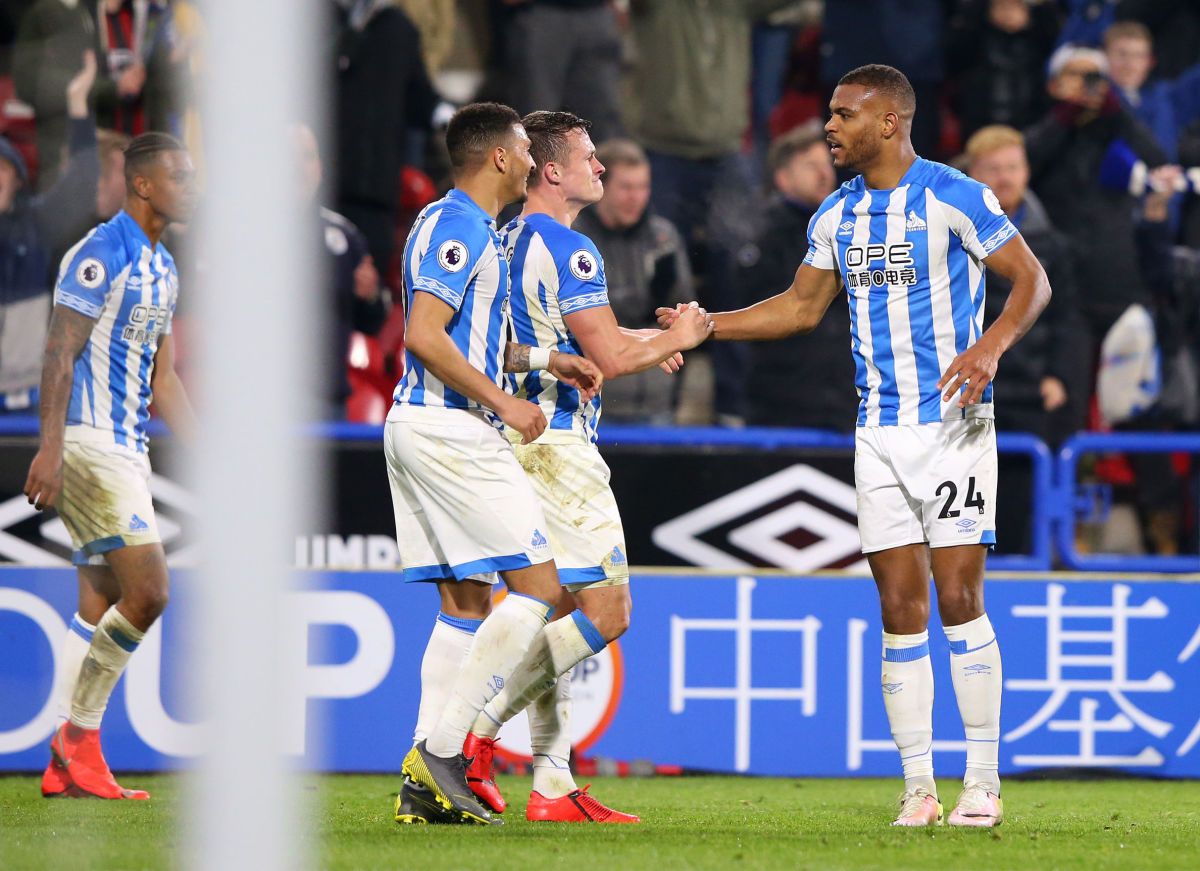 huddersfield-town-v-wolverhampton-wanderers-premier-league-5c765a036235b97865000001.jpg